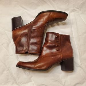 Vintage Naturalizer Leather Booties